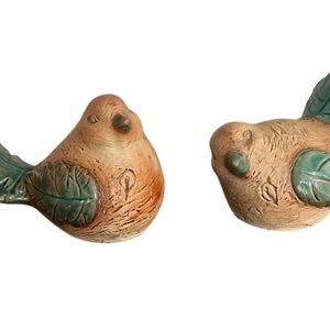 Estate Unique Vintage Ceramic Home & Garden Decor Bird Figurines Set
